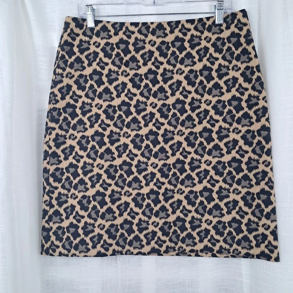 Talbots 10 Leopard Print Jacquard Mini Pencil Skirt Tan Black Side Zip Preppy